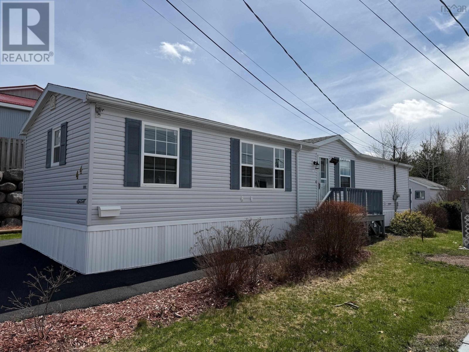 44 Clairmount Avenue, bridgewater, Nova Scotia