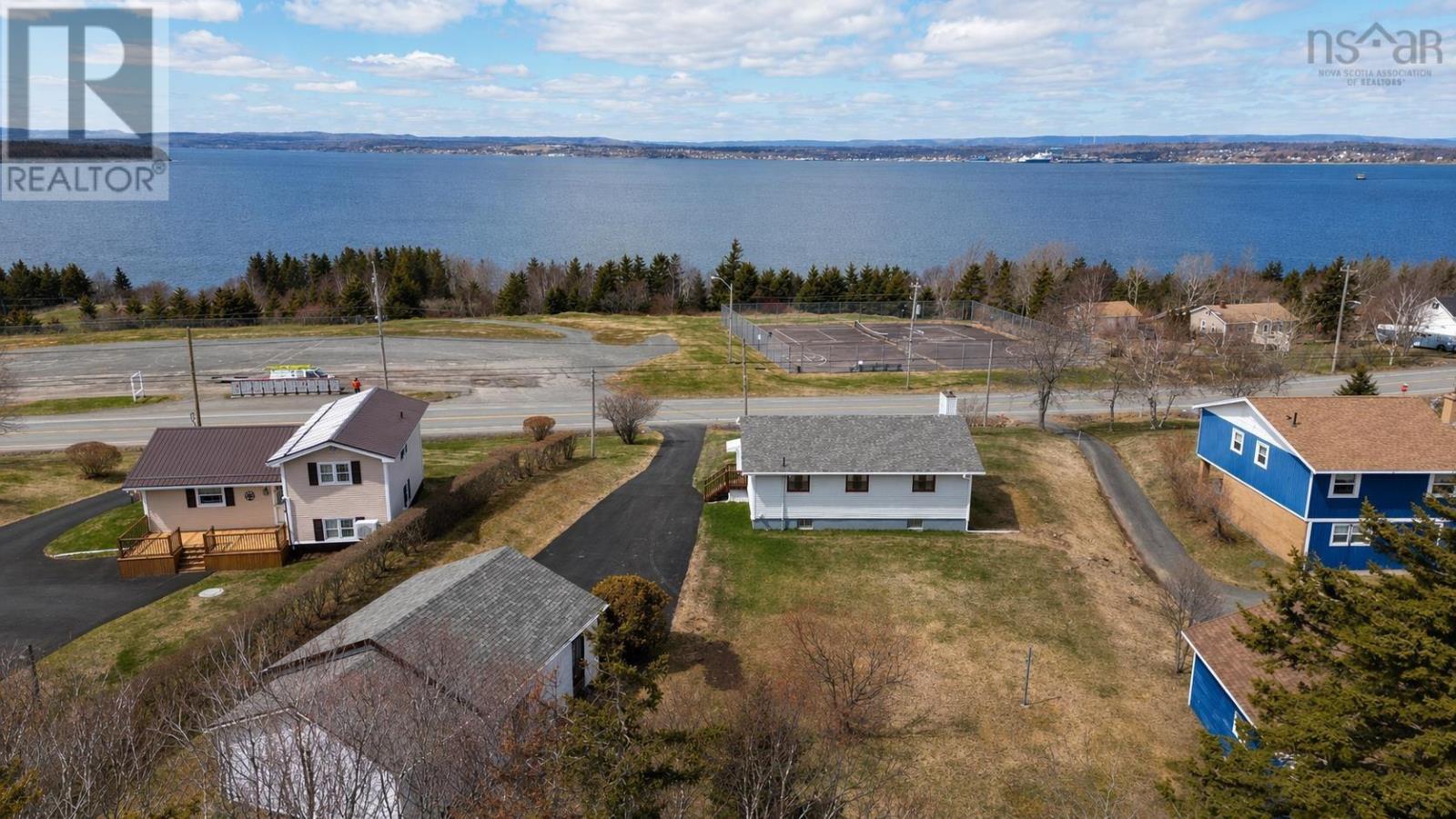 2190 Highway 28, south bar, Nova Scotia