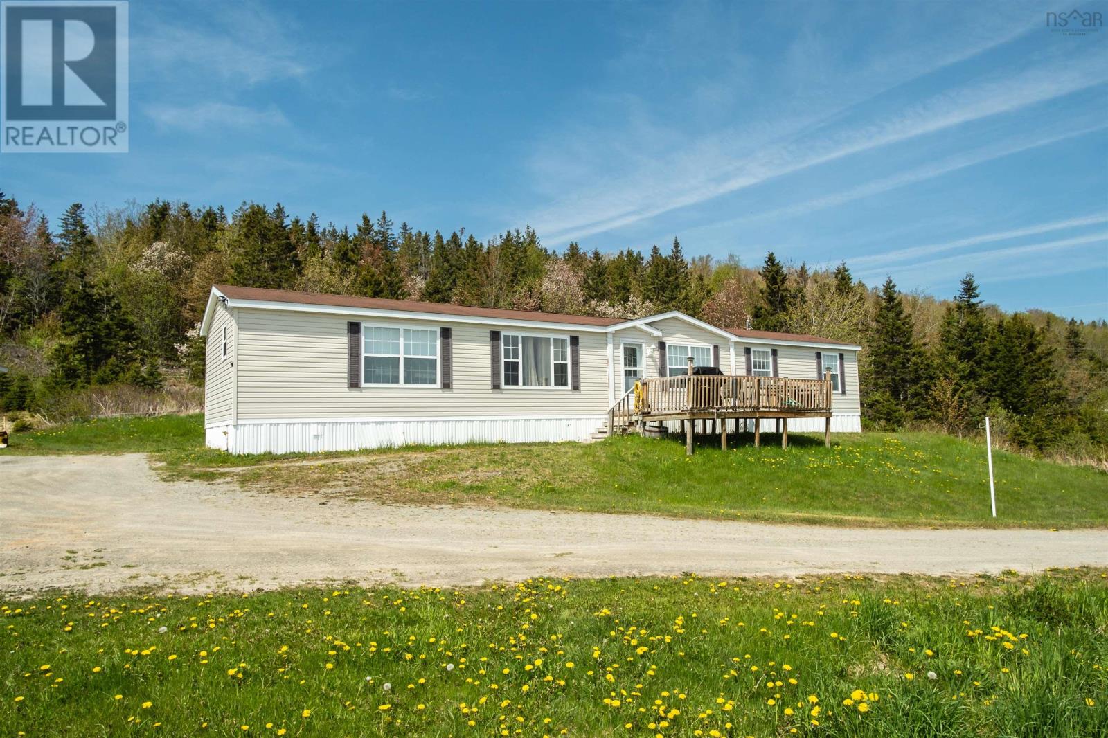 1576 West Lake Ainslie Road, West Lake Ainslie, Nova Scotia  B0E 1N0 - Photo 3 - 202608240