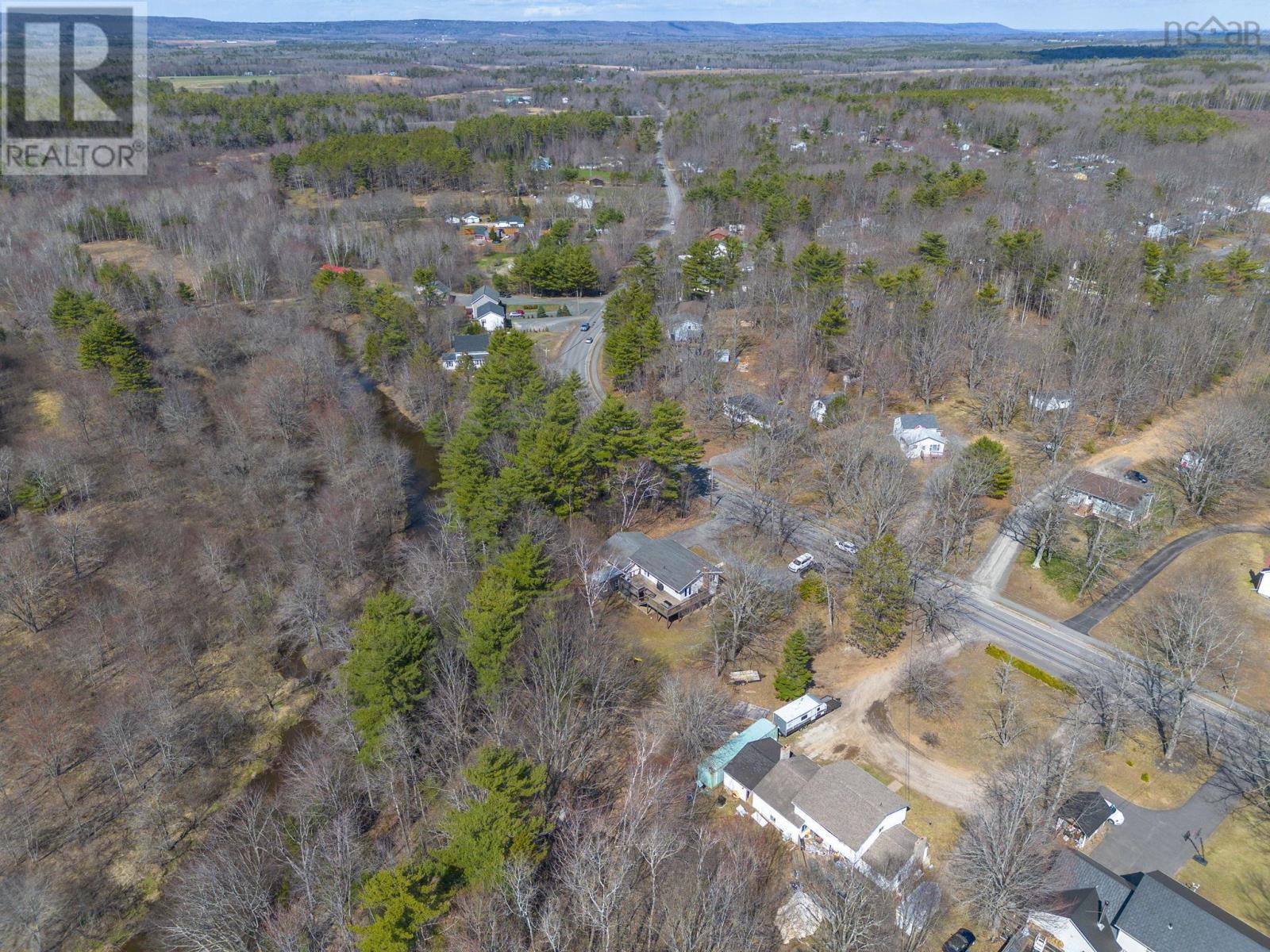 2949 Lovett Road, Coldbrook, Nova Scotia  B4R 1A6 - Photo 4 - 202608514
