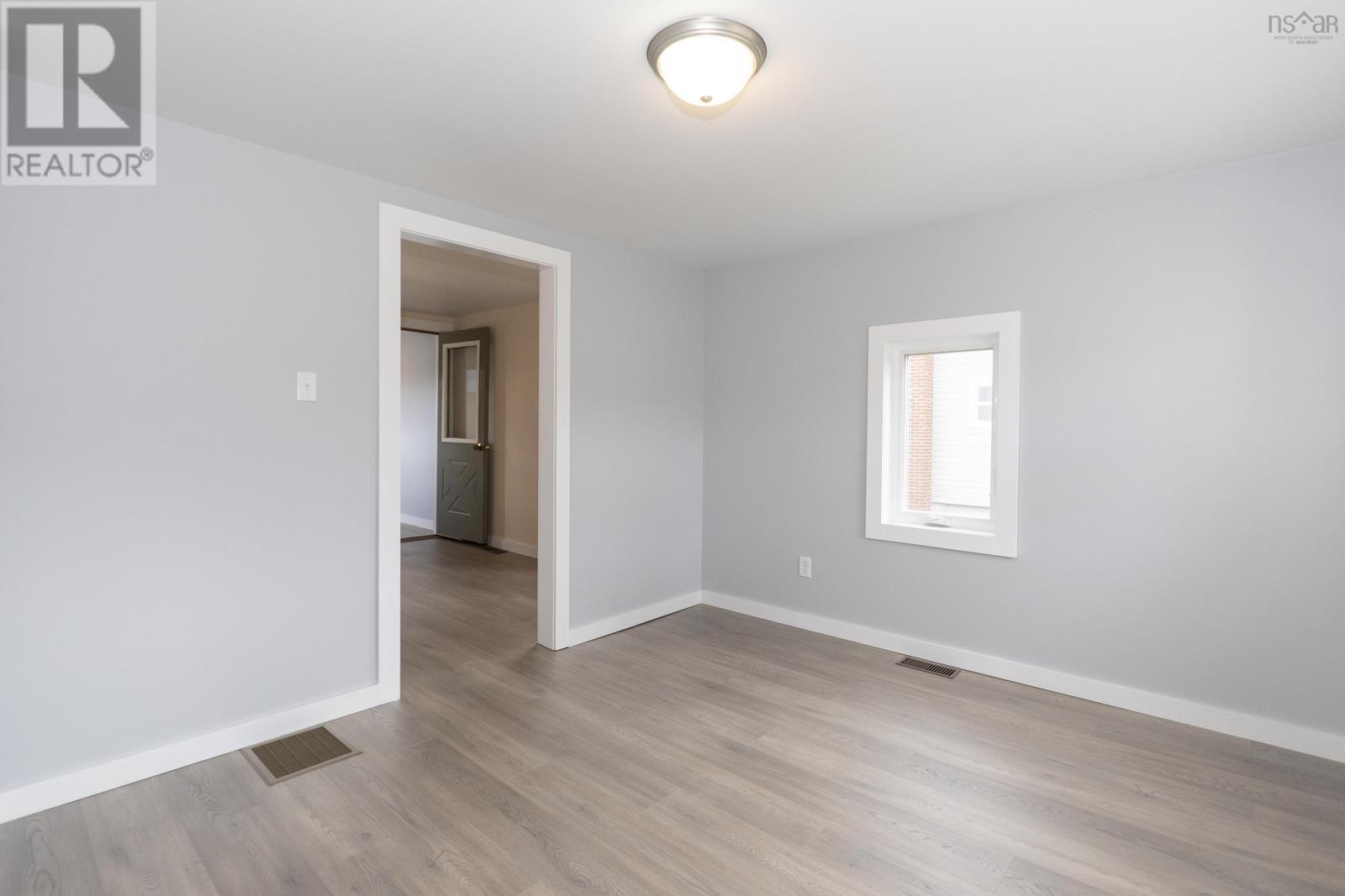 172 Mcgee Street, Springhill, Nova Scotia  B0M 1X0 - Photo 15 - 202608652