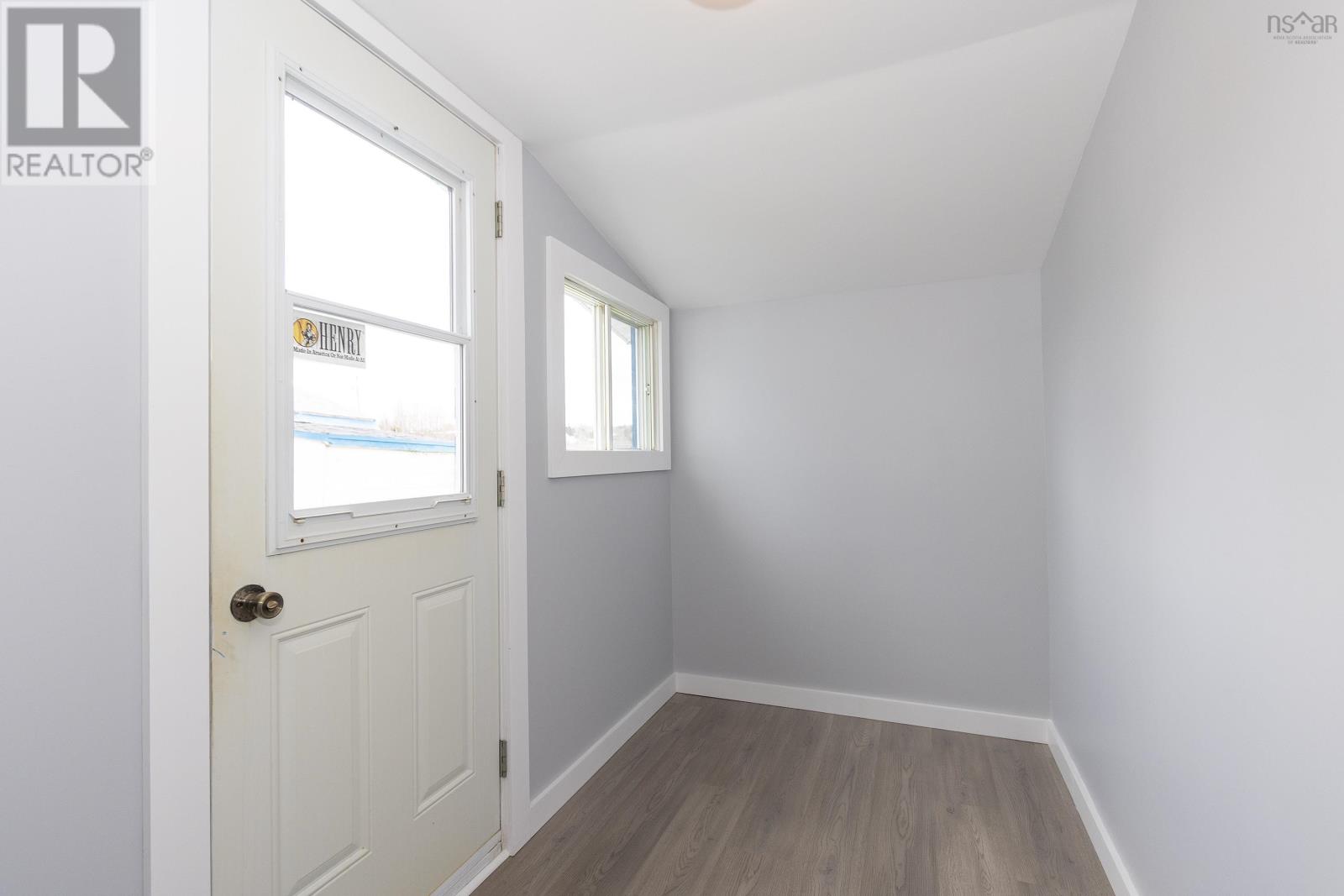 172 Mcgee Street, Springhill, Nova Scotia  B0M 1X0 - Photo 6 - 202608652