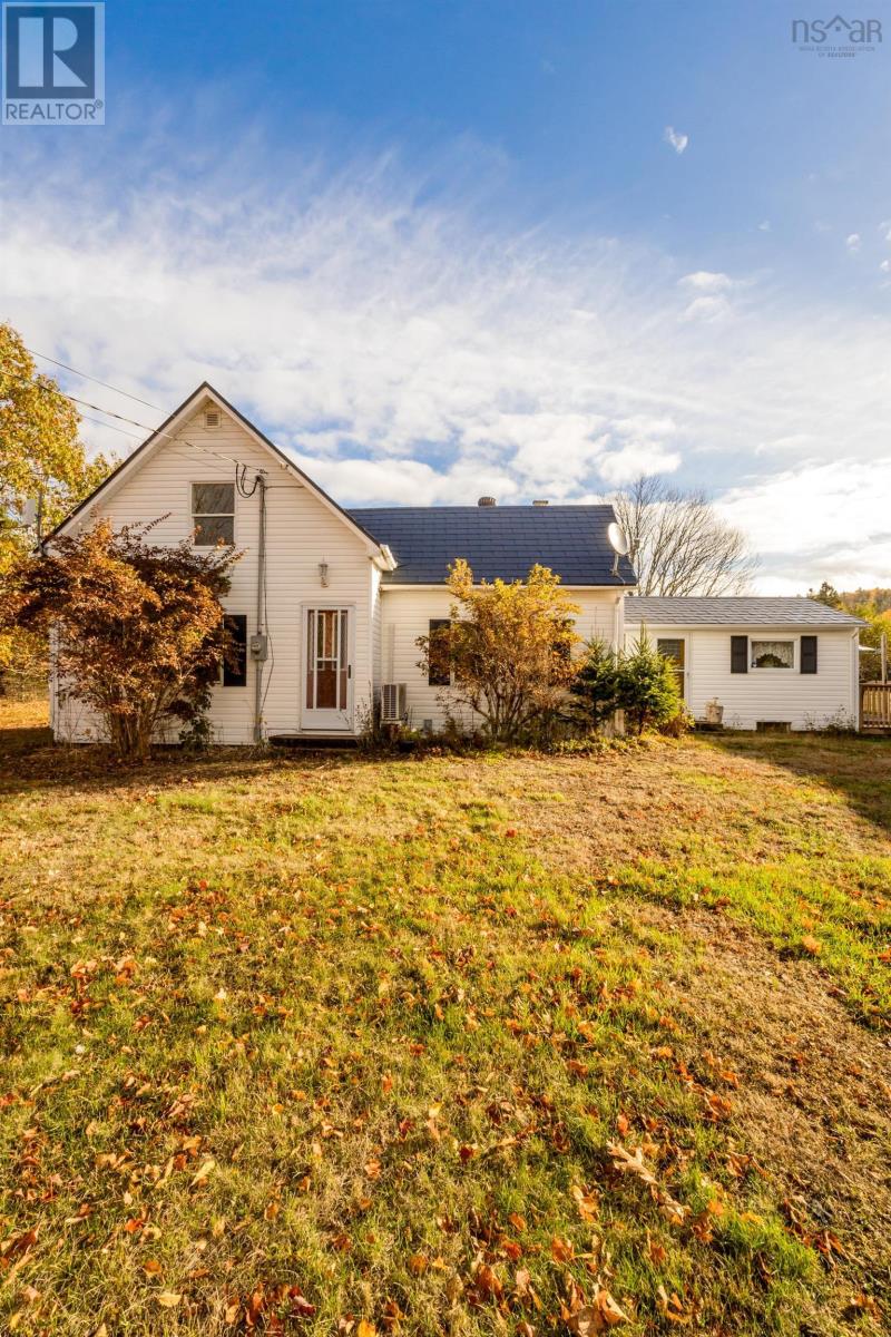 1546 Spurr Road, Round Hill, Nova Scotia  B0S 1C0 - Photo 2 - 202608659