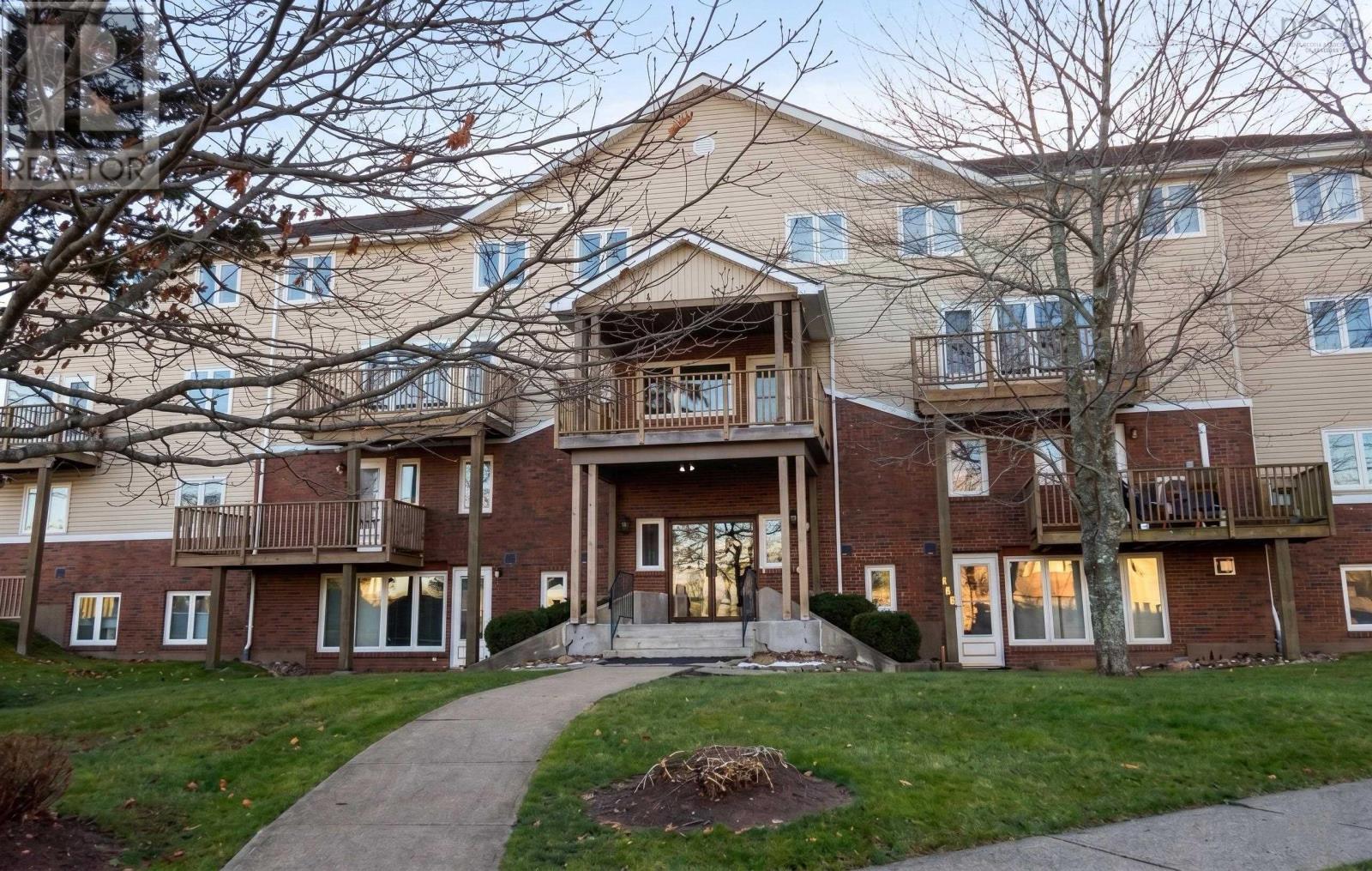 206 158 Farnham Gate Road, halifax, Nova Scotia