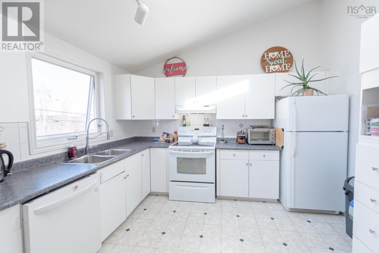494 Lorne Street, New Glasgow, Nova Scotia  B2H 4L3 - Photo 10 - 202608860