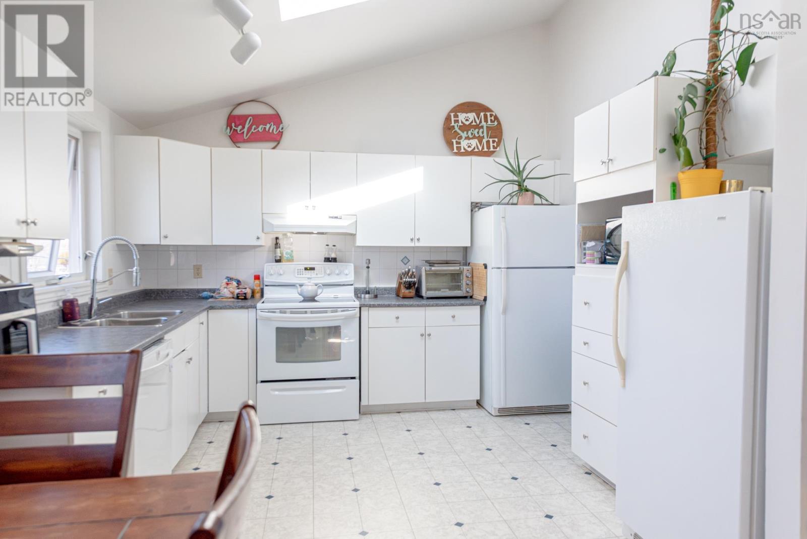 494 Lorne Street, New Glasgow, Nova Scotia  B2H 4L3 - Photo 11 - 202608860