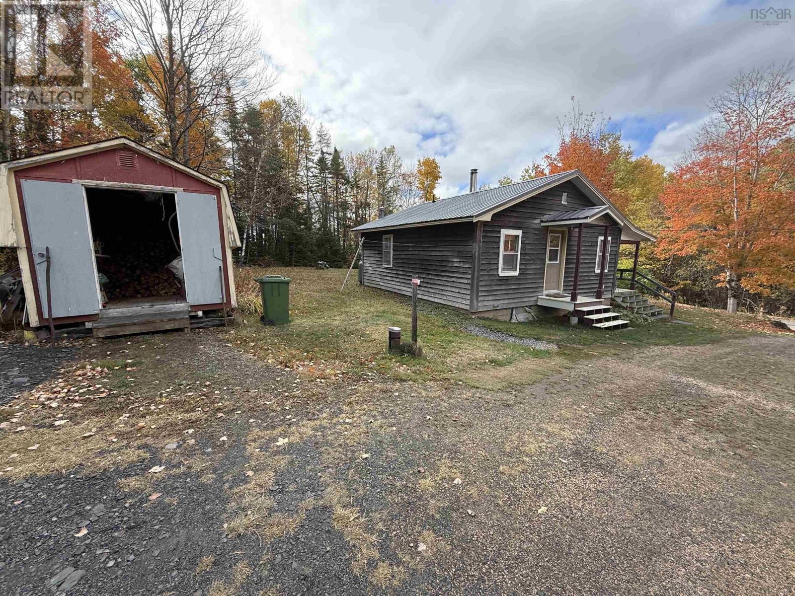 418 Charles Hill Road, Farmington, Nova Scotia  B0R 1E0 - Photo 5 - 202608995