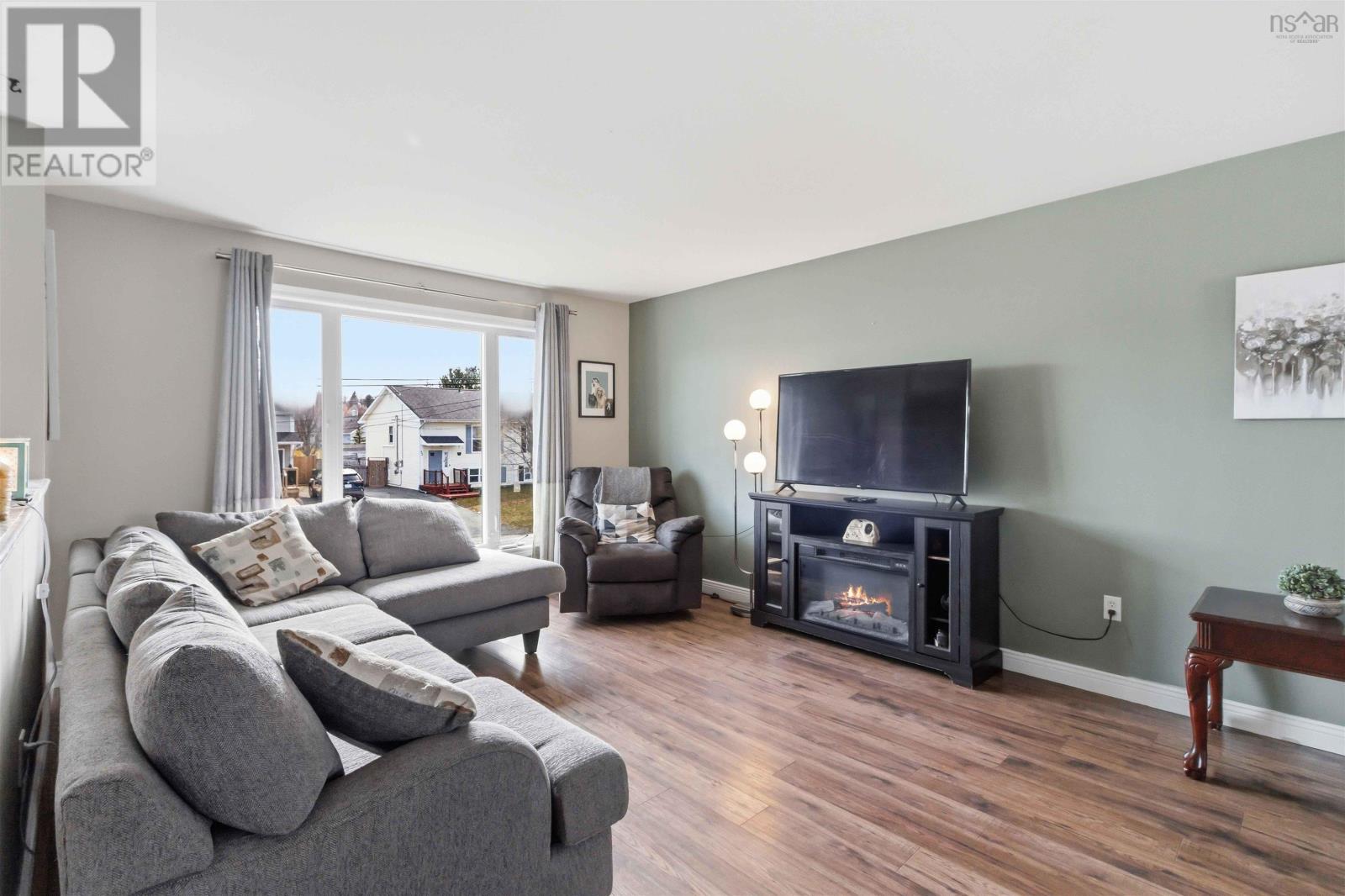 45 Armoyan Drive, Lower Sackville, Nova Scotia  B4C 3V9 - Photo 4 - 202609066