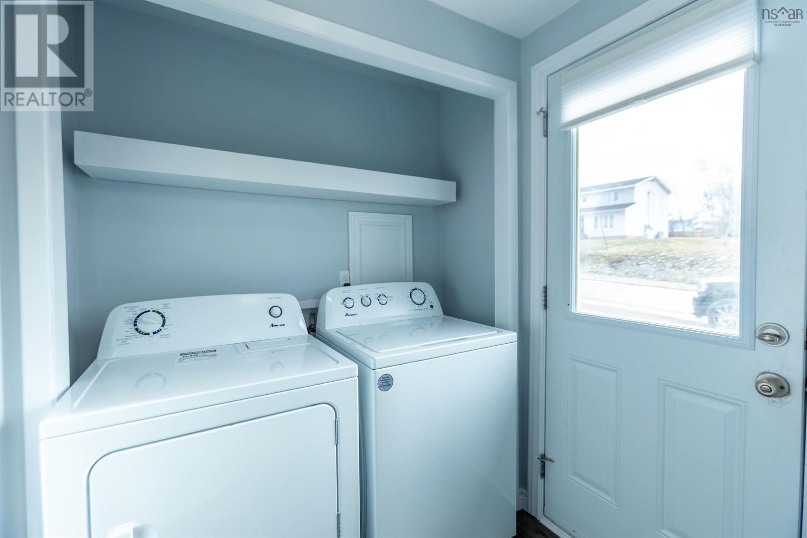 152 Willow Street, Amherst, Nova Scotia  B4H 3W5 - Photo 6 - 202609073
