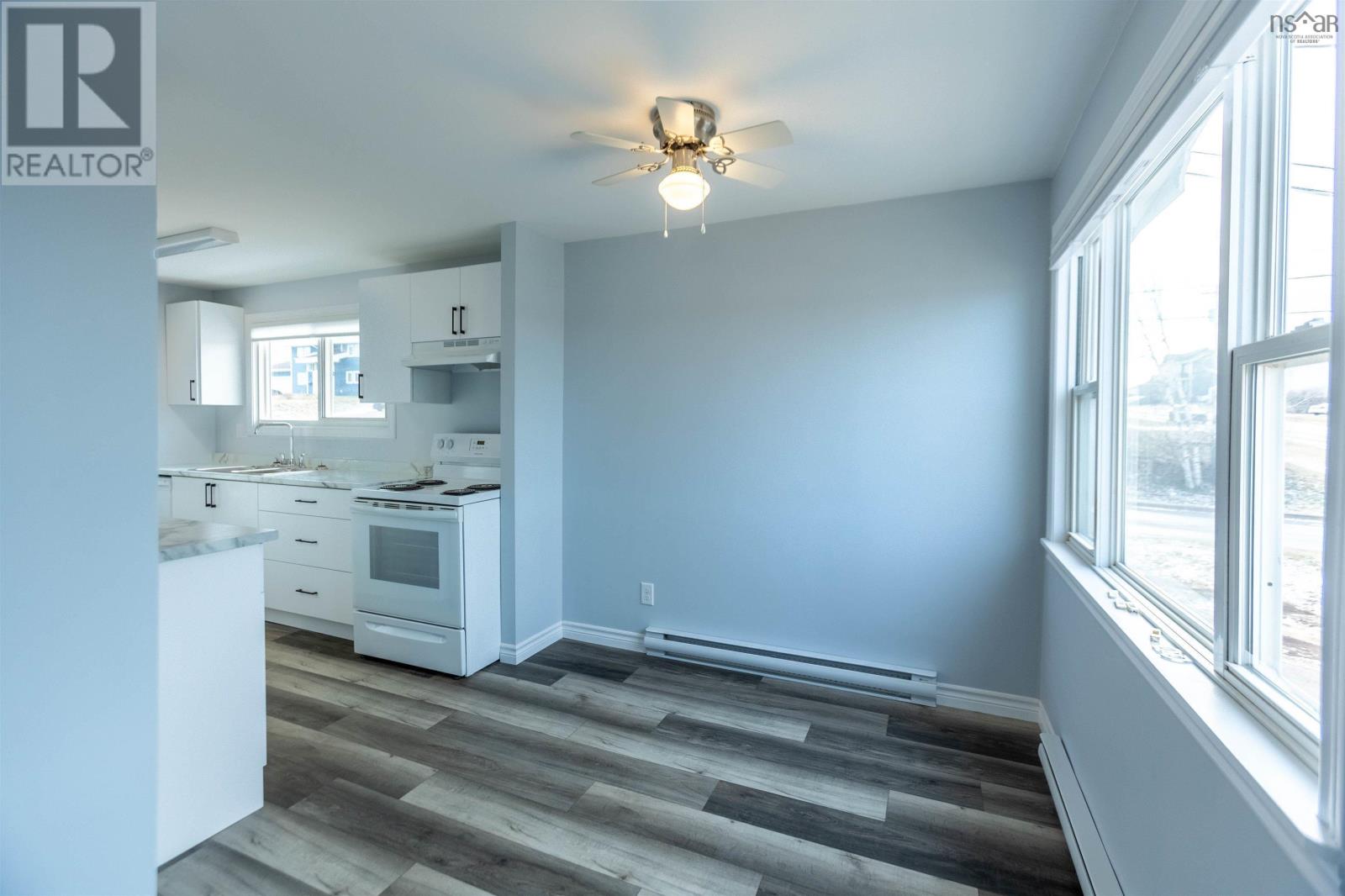 152 Willow Street, Amherst, Nova Scotia  B4H 3W5 - Photo 8 - 202609073
