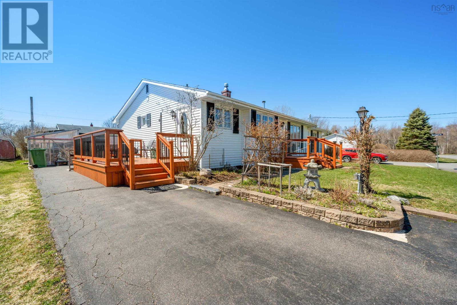 179 Cedar Street, Pictou, Nova Scotia  B0K 1H0 - Photo 2 - 202609138