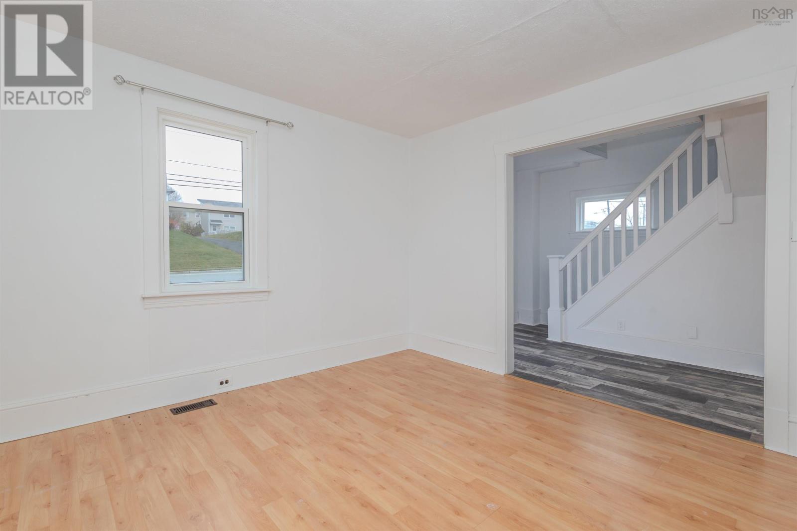 214 Alexandra Street, Sydney, Nova Scotia  B1P 2E8 - Photo 11 - 202609445