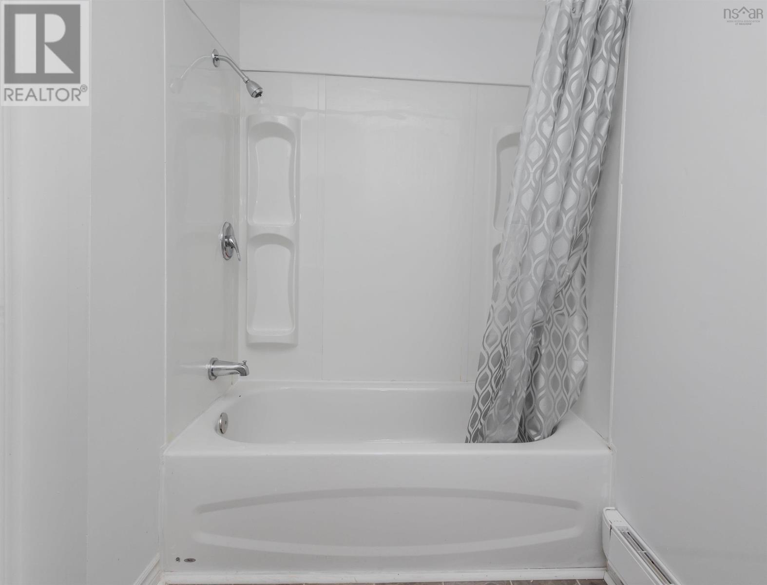 214 Alexandra Street, Sydney, Nova Scotia  B1P 2E8 - Photo 17 - 202609445