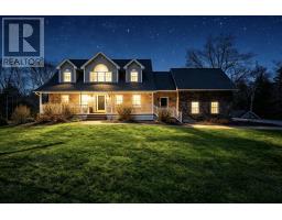 10 Thompson Run, hammonds plains, Nova Scotia