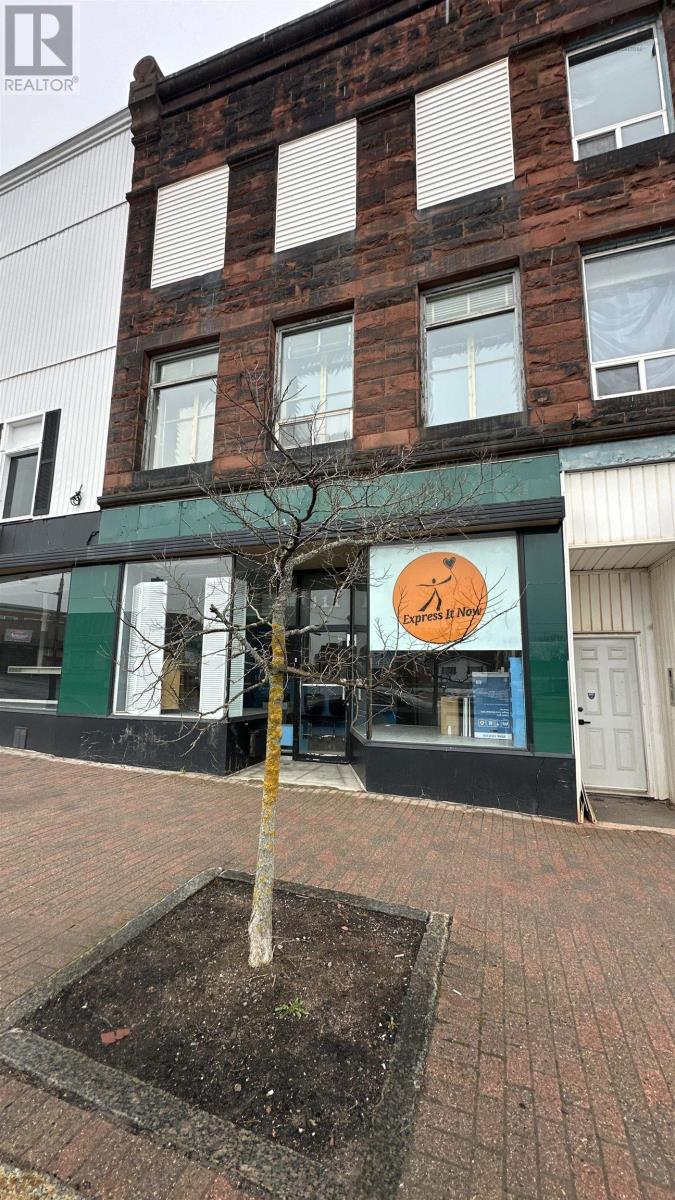 111 Victoria Street, amherst, Nova Scotia