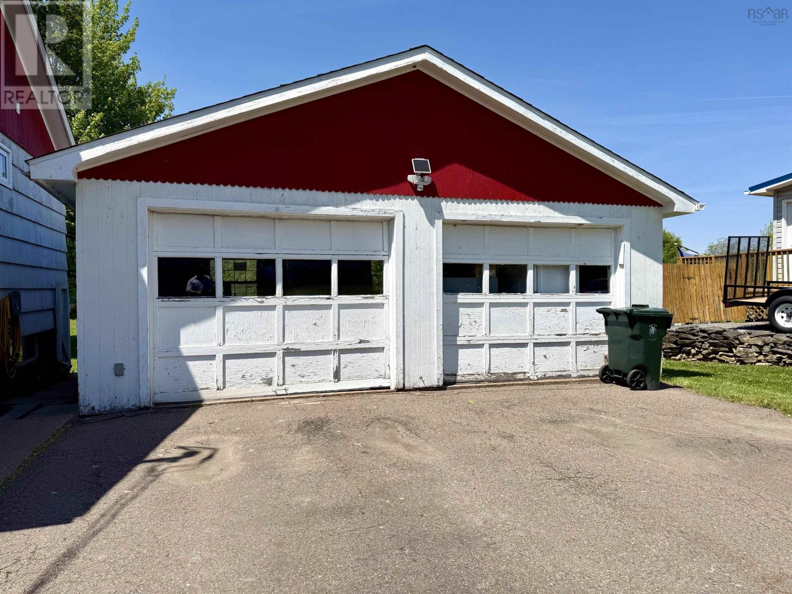 6 Durley Street, Amherst, Nova Scotia  B4H 2B1 - Photo 3 - 202610032