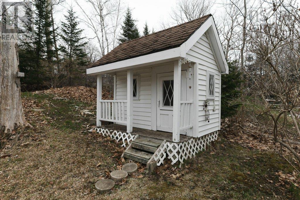 8 Emmerson Street, Bedford, Nova Scotia  B4A 1V7 - Photo 48 - 202610075