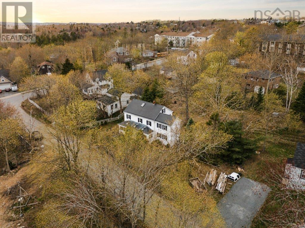 8 Emmerson Street, Bedford, Nova Scotia  B4A 1V7 - Photo 6 - 202610075