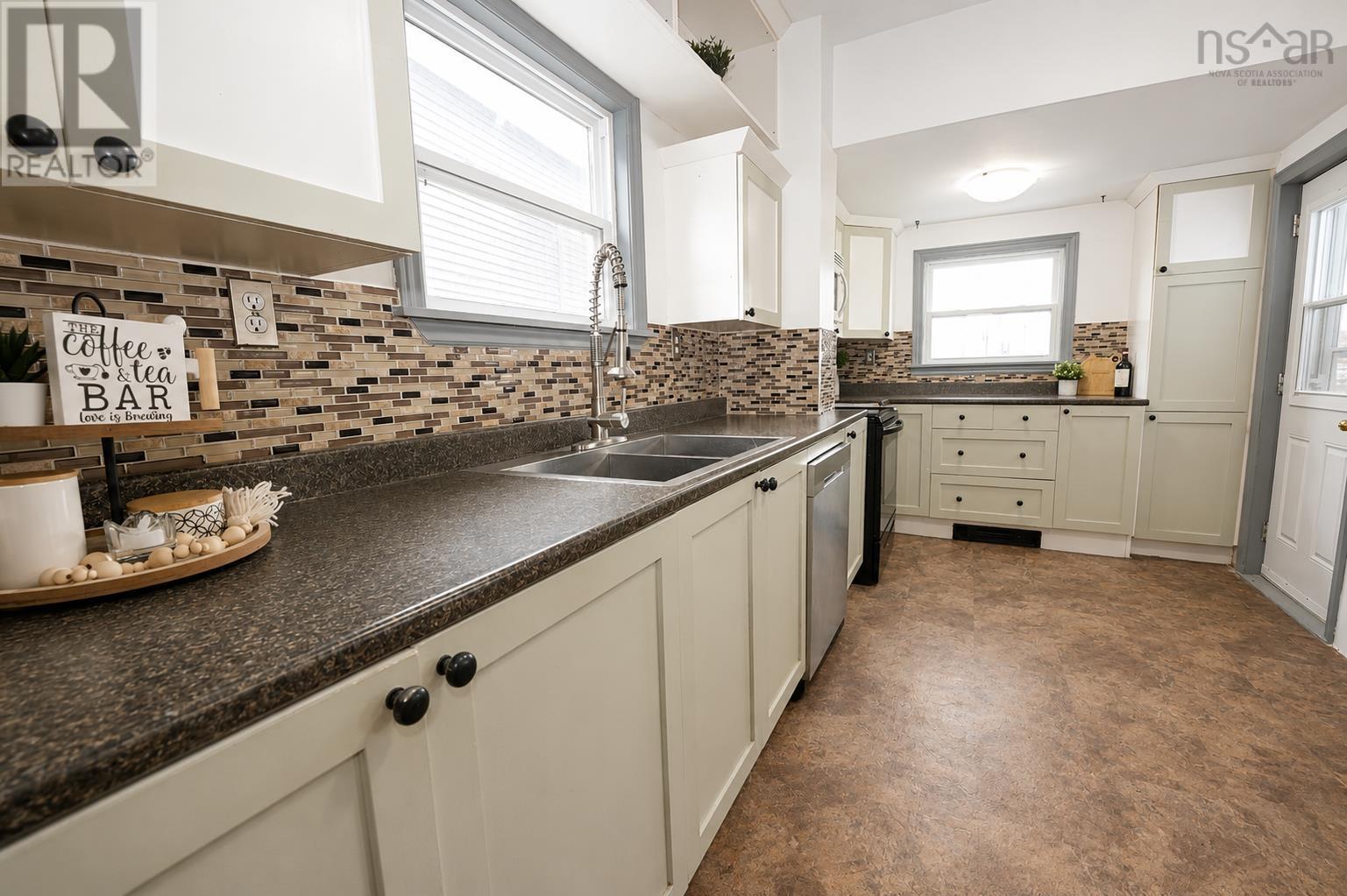 22 Rodney Road Road, Dartmouth, Nova Scotia  B2Y 3V5 - Photo 14 - 202610310