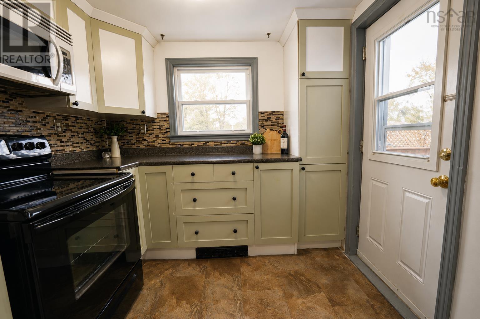 22 Rodney Road Road, Dartmouth, Nova Scotia  B2Y 3V5 - Photo 17 - 202610310