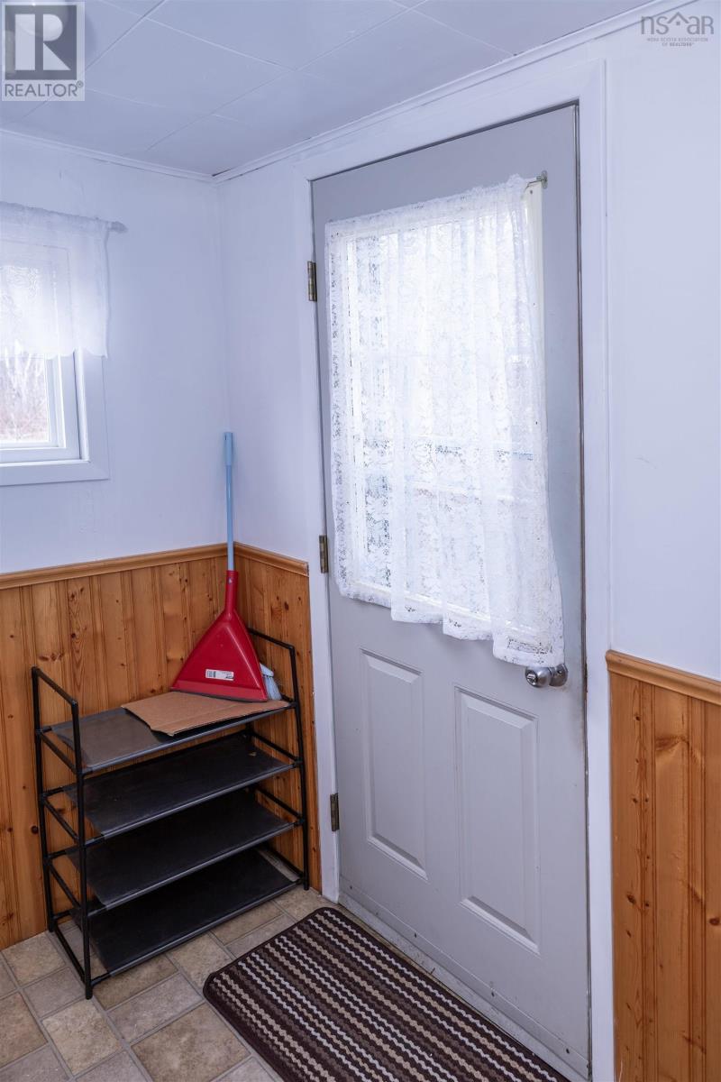 308 Lake Road, Glace Bay, Nova Scotia  B1A 2H1 - Photo 13 - 202610313