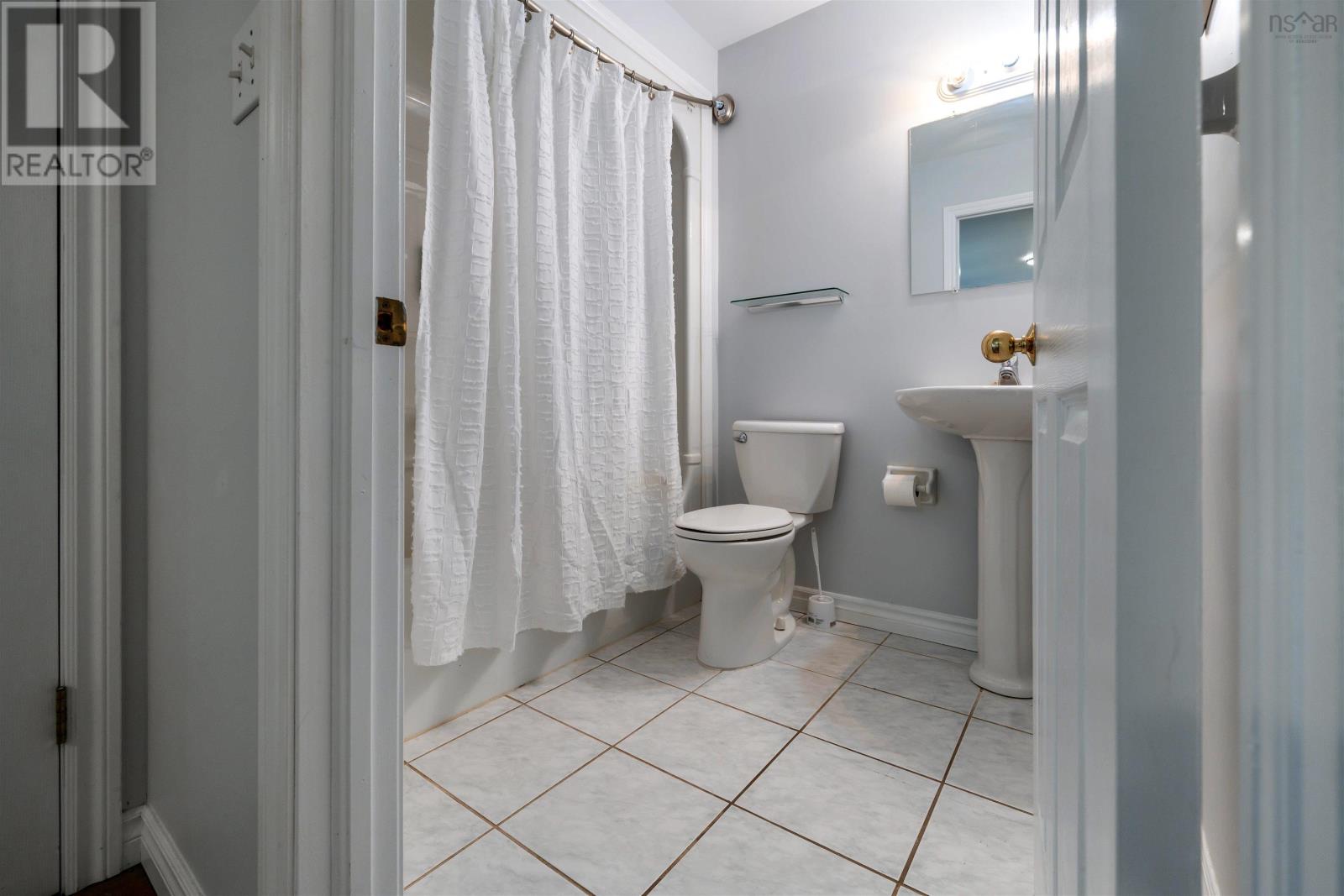 4 Tupper Court, Port Hawkesbury, Nova Scotia  B9A 2A6 - Photo 32 - 202610332