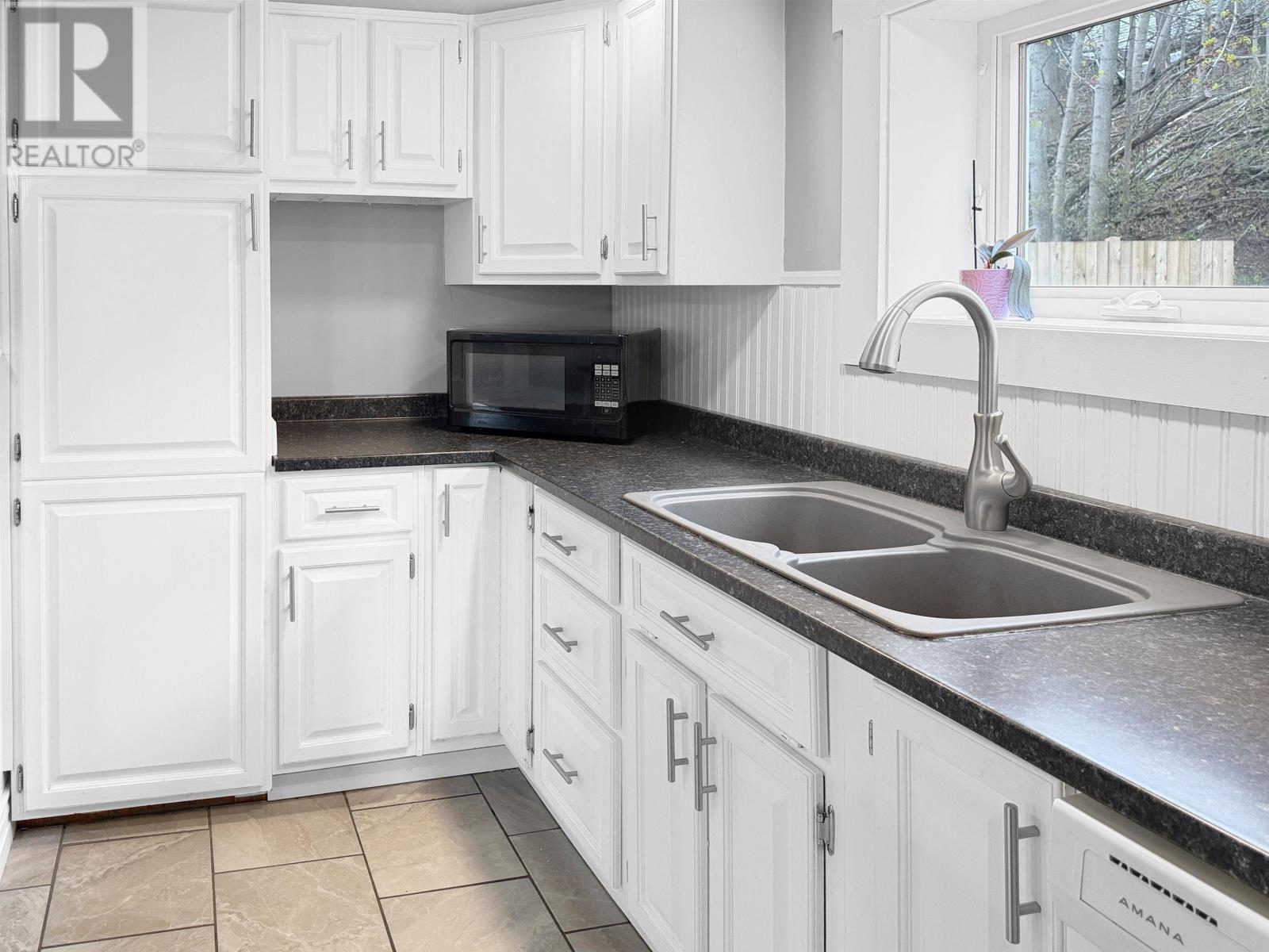 284 North Provost Street, New Glasgow, Nova Scotia  B2H 2P1 - Photo 8 - 202610333