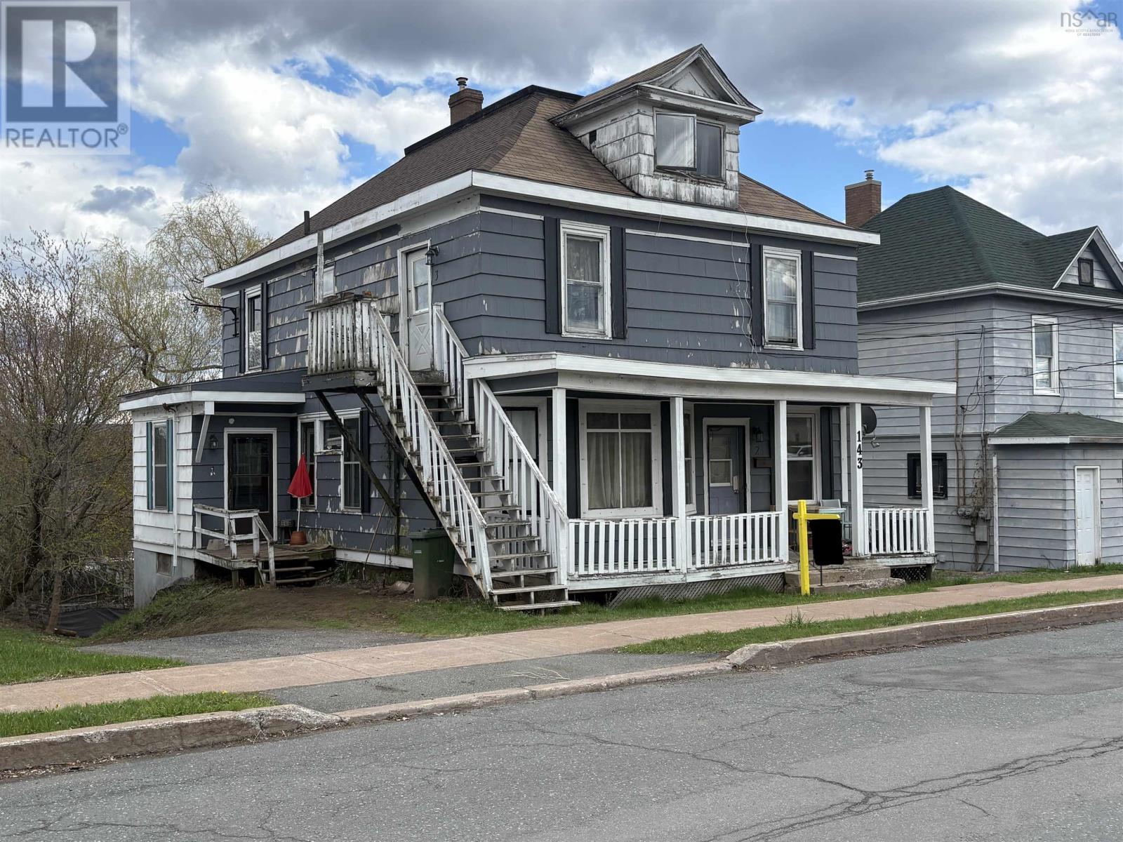 143 MacKay Street, stellarton, Nova Scotia