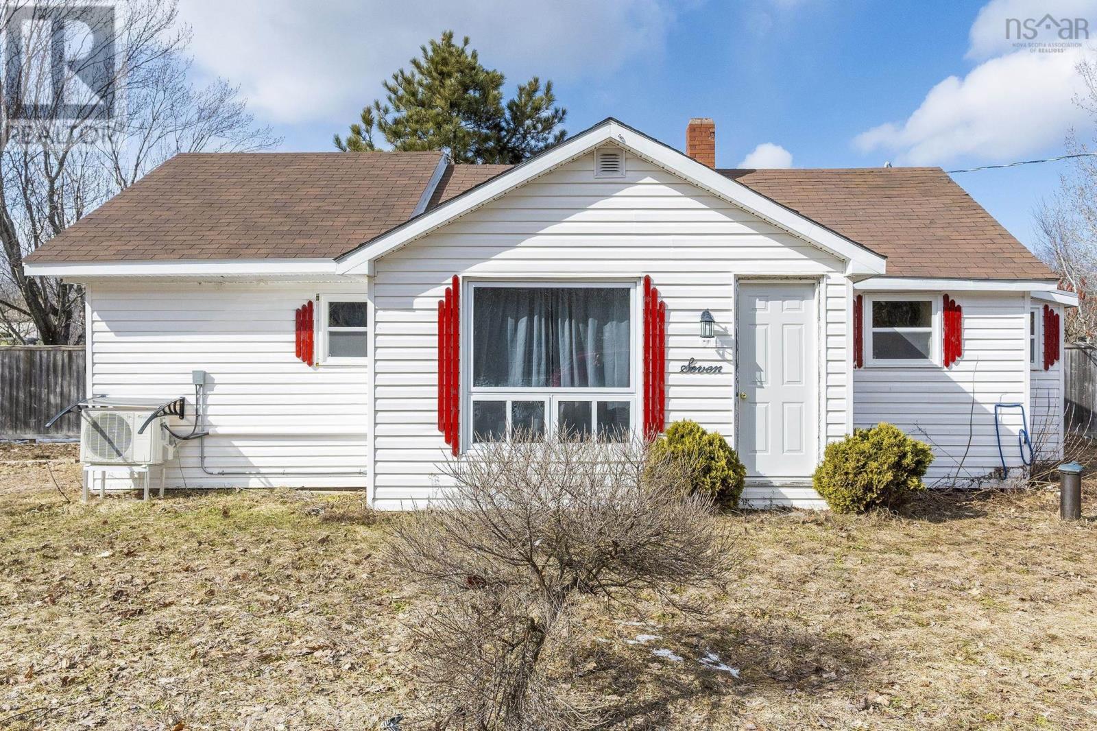 7 D'ell Road, north kentville, Nova Scotia