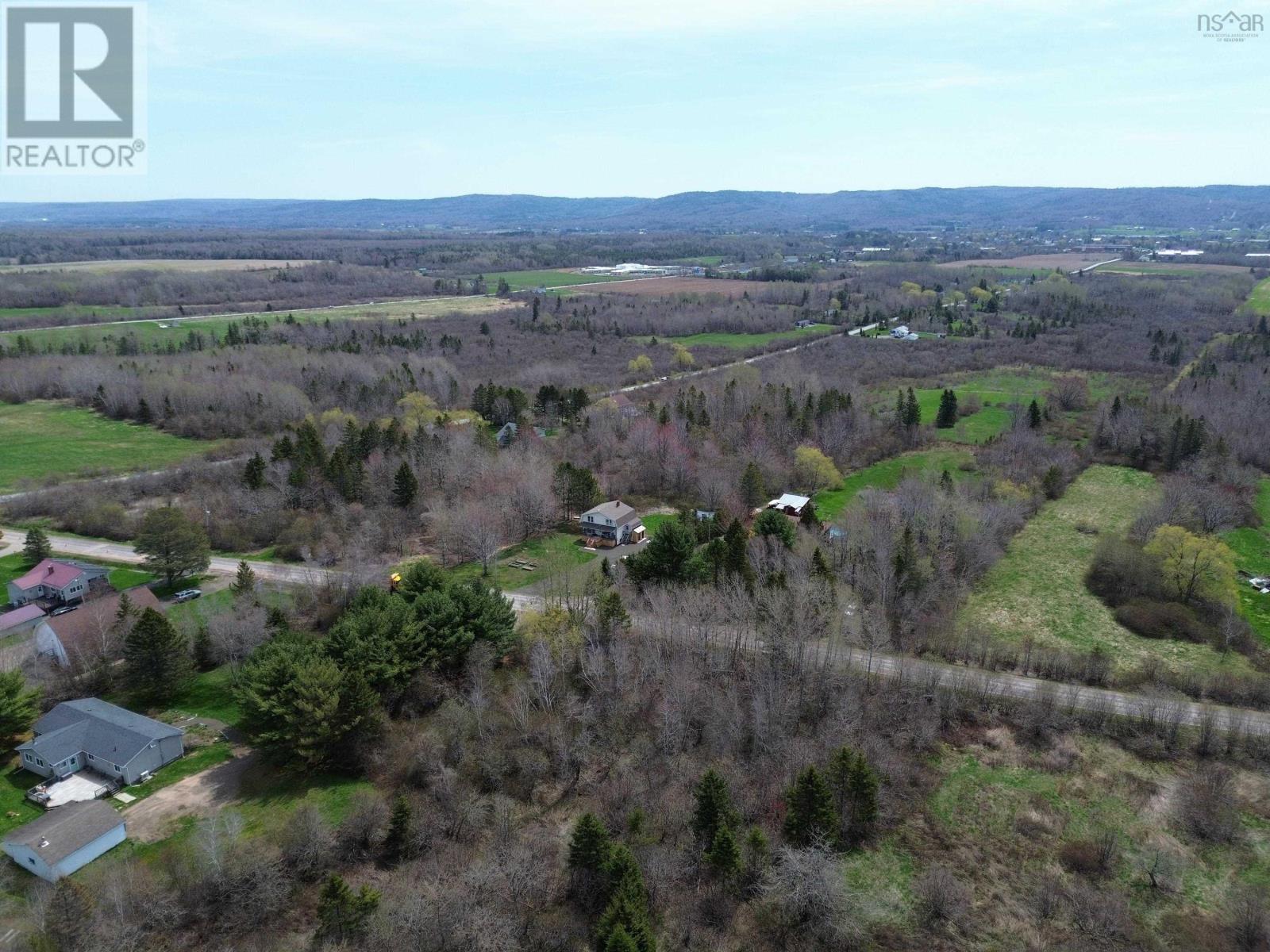 828 Clarence Road, Beaconsfield, Nova Scotia  B0S 1C0 - Photo 3 - 202610405