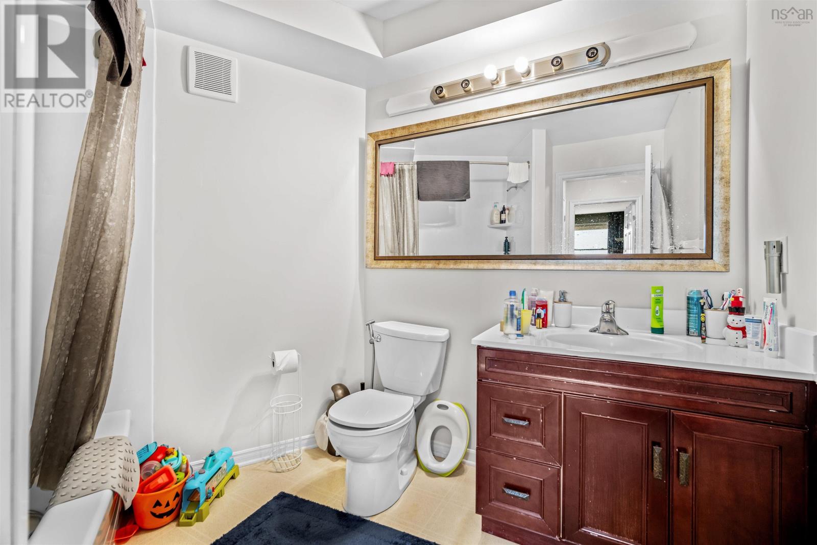 306 83 Kearney Lake Road, Cambria Park, Halifax, Nova Scotia  B3M 4E6 - Photo 18 - 202610429