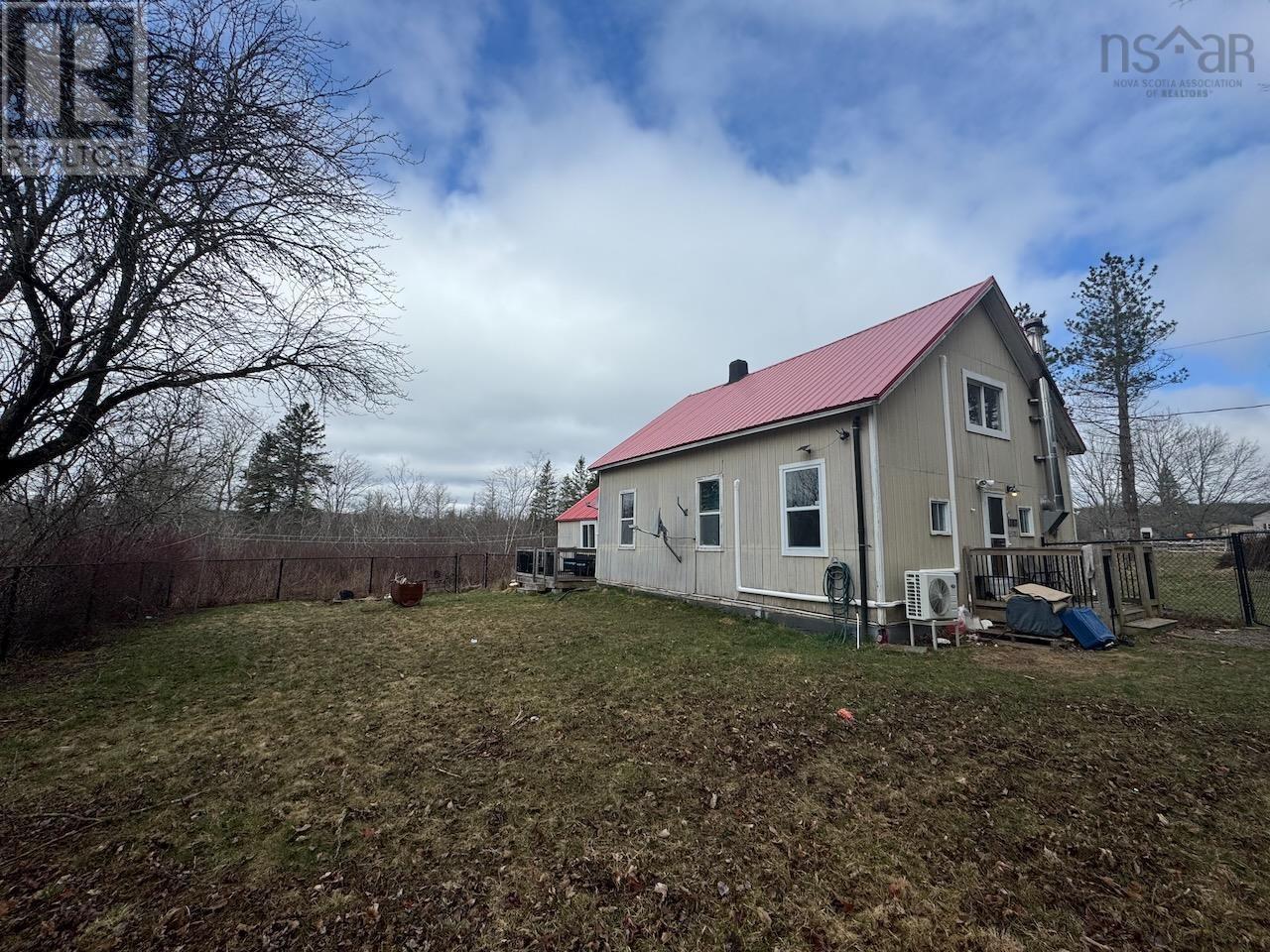 107 Upper Pembroke Road, Pembroke, Nova Scotia  B0N 2P0 - Photo 2 - 202610477