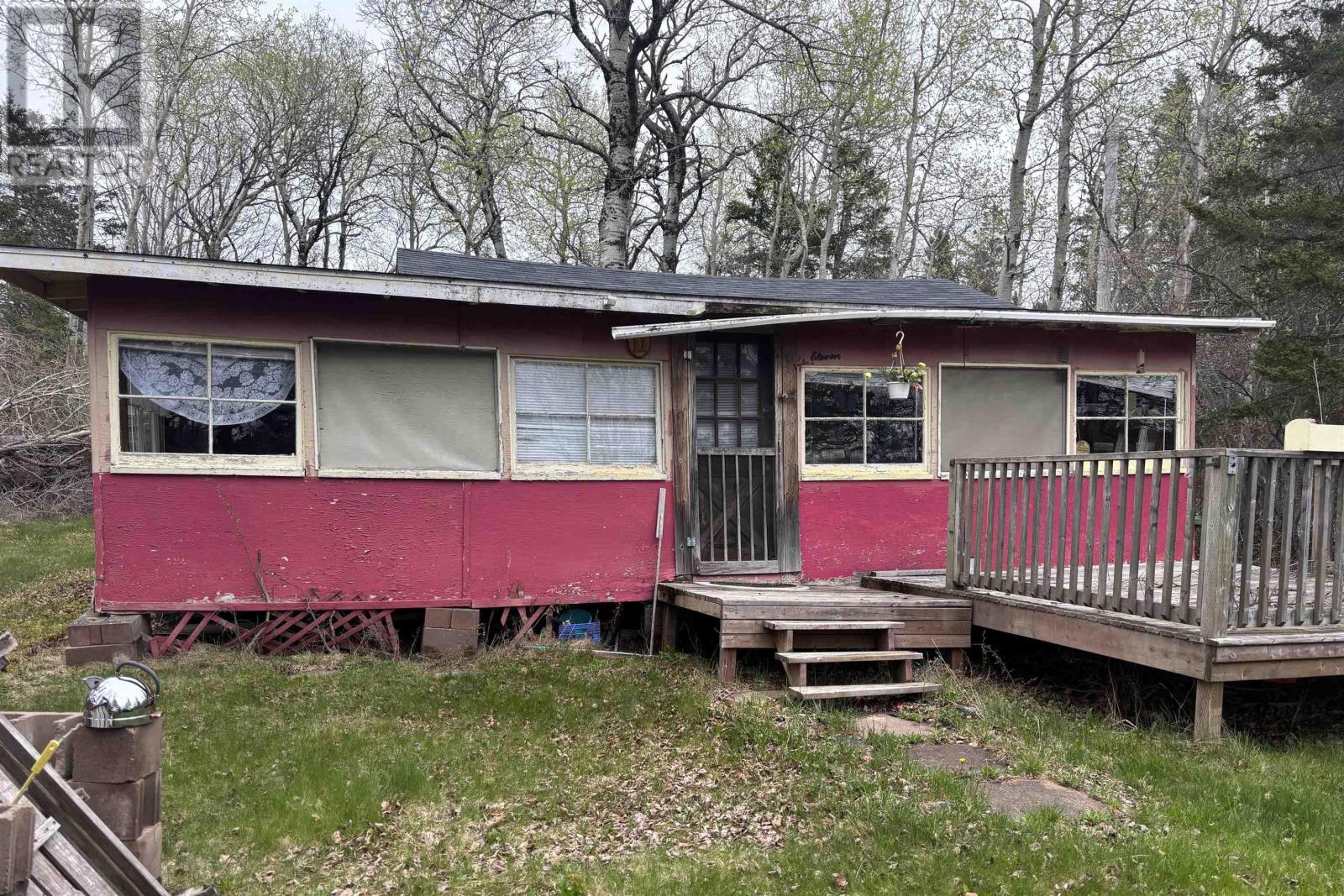 11 Jackson Point Road, Tidnish Bridge, Nova Scotia  B4H 3X9 - Photo 2 - 202610540
