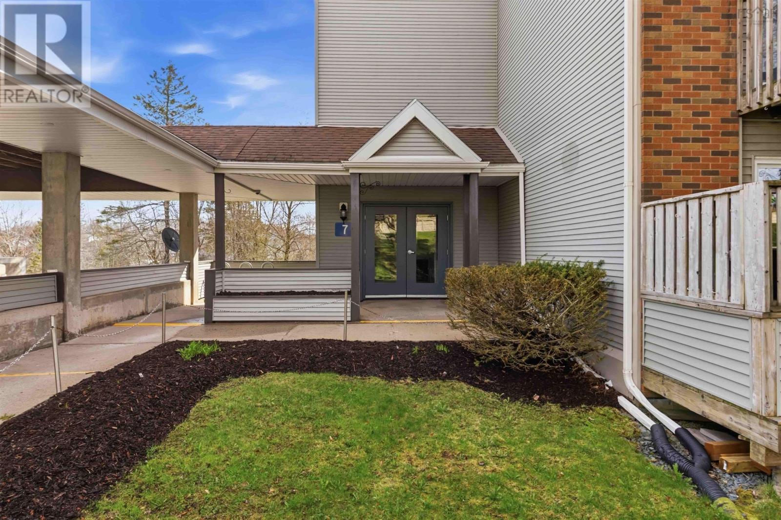 322 7 Forest Hills Parkway, Cole Harbour, Nova Scotia  B2W 0M4 - Photo 2 - 202610651