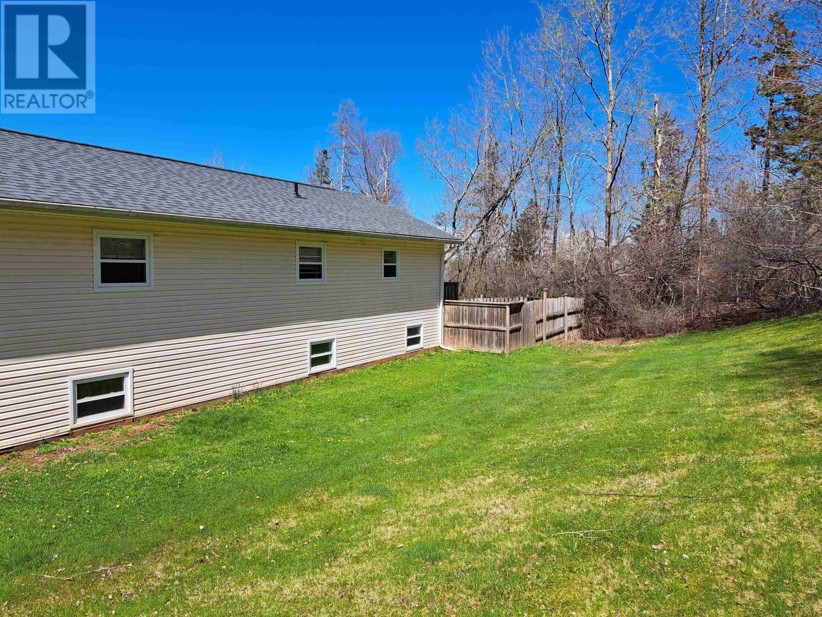 A & B 29 Schirra Close, Truro, Nova Scotia  B2N 5X8 - Photo 4 - 202610707
