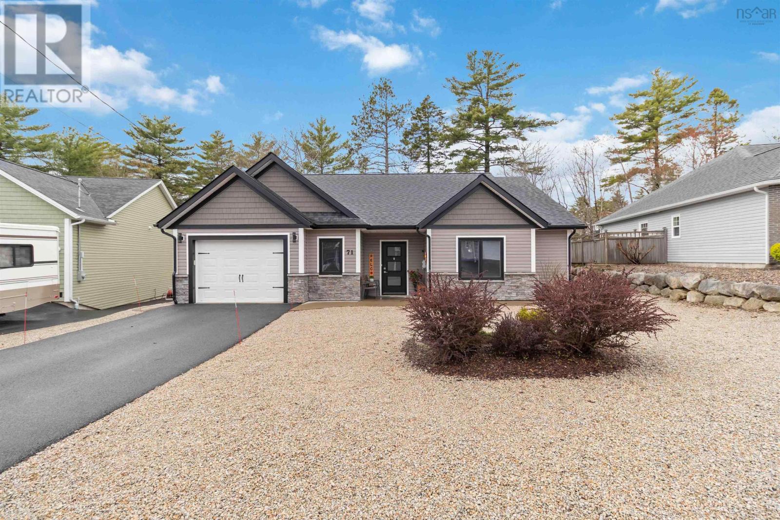 71 Acorn Drive, bridgewater, Nova Scotia