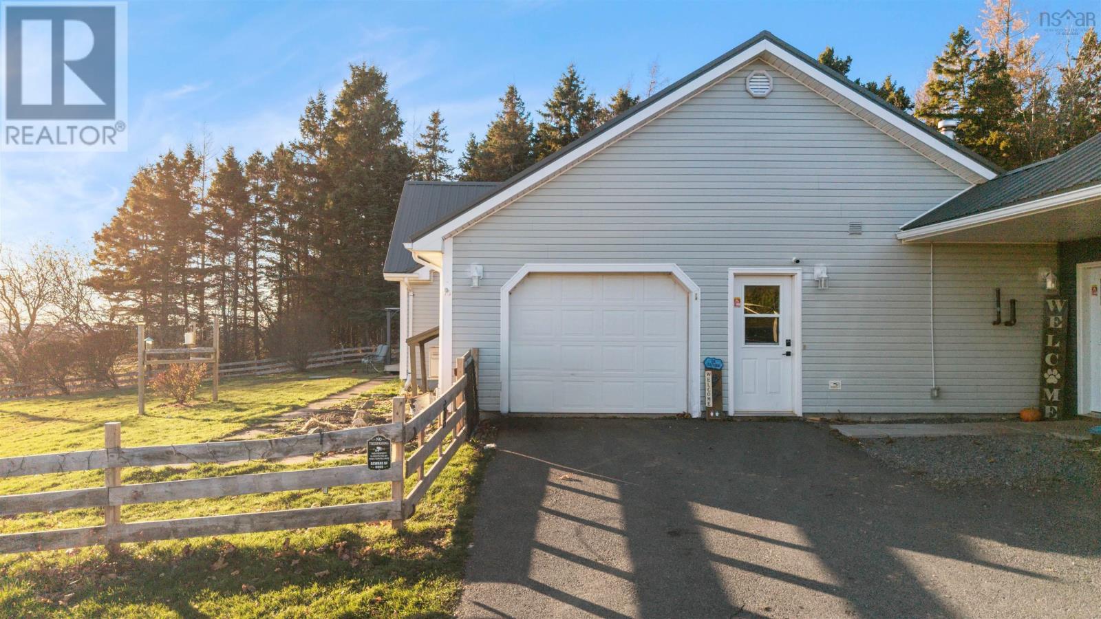935 Brookside Road, Upper Brookside, Nova Scotia  B6L 2B9 - Photo 11 - 202610713