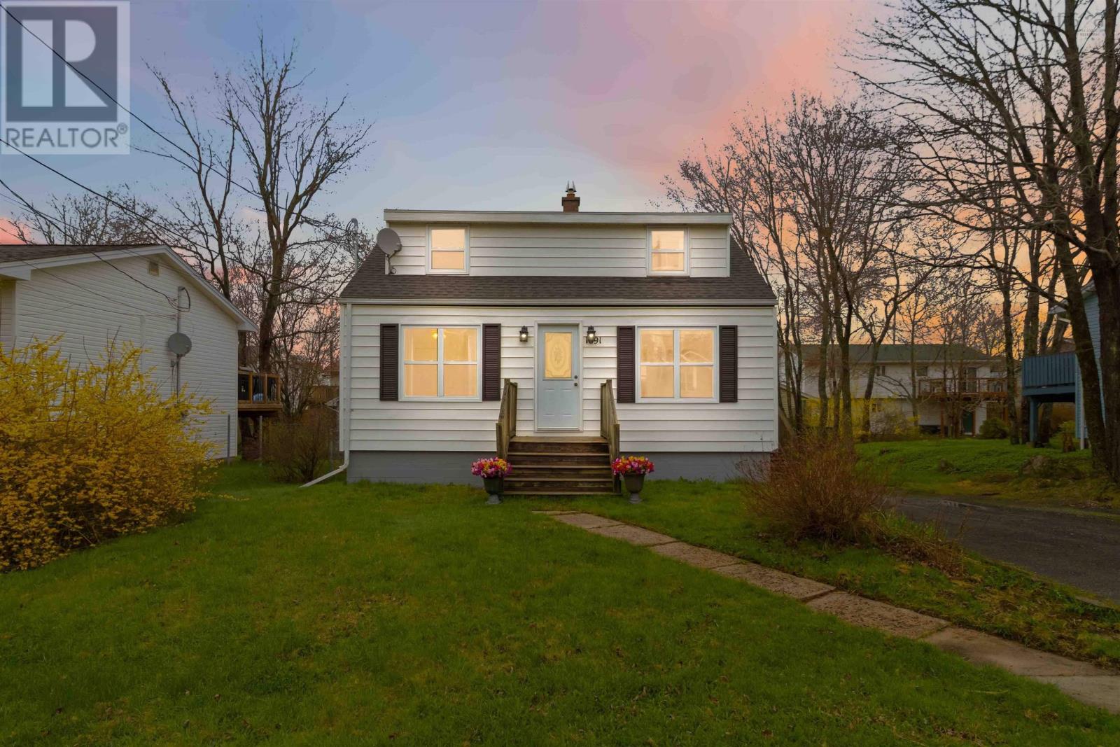 1691 St. Margaret's Bay Road, timberlea, Nova Scotia