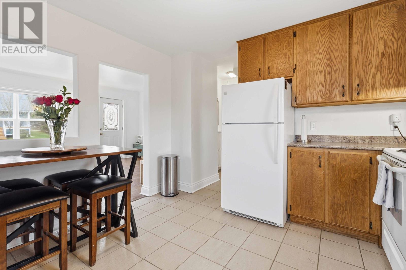 1691 St. Margaret's Bay Road, Timberlea, Nova Scotia  B3T 1B4 - Photo 12 - 202610738