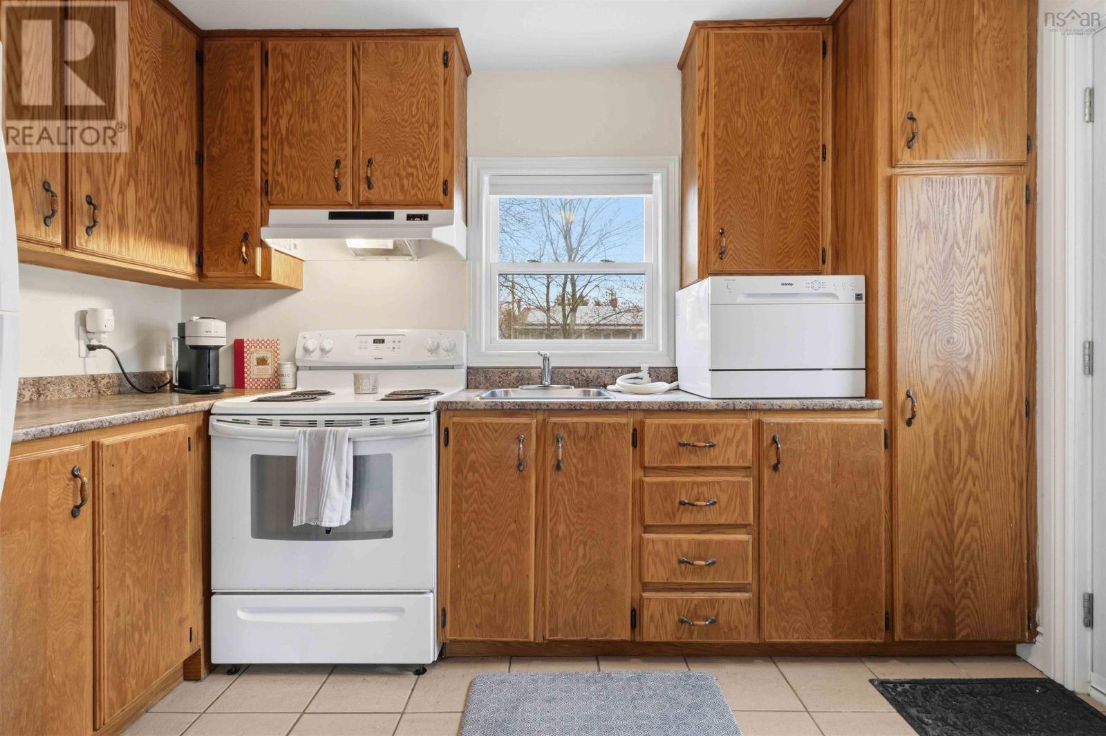1691 St. Margaret's Bay Road, Timberlea, Nova Scotia  B3T 1B4 - Photo 14 - 202610738