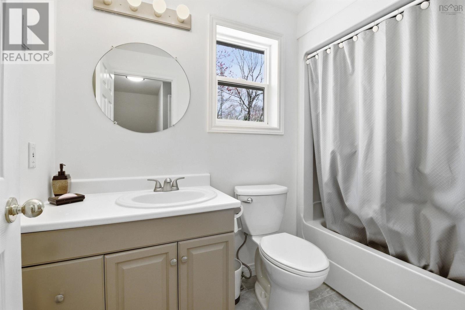 744 Pioneer Drive, Vaughan, Nova Scotia  B0N 2T0 - Photo 27 - 202610765