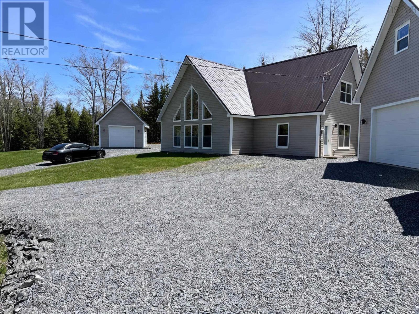 660 St. Andrews River Road, Shubenacadie East, Nova Scotia  B0N 2H0 - Photo 2 - 202610824