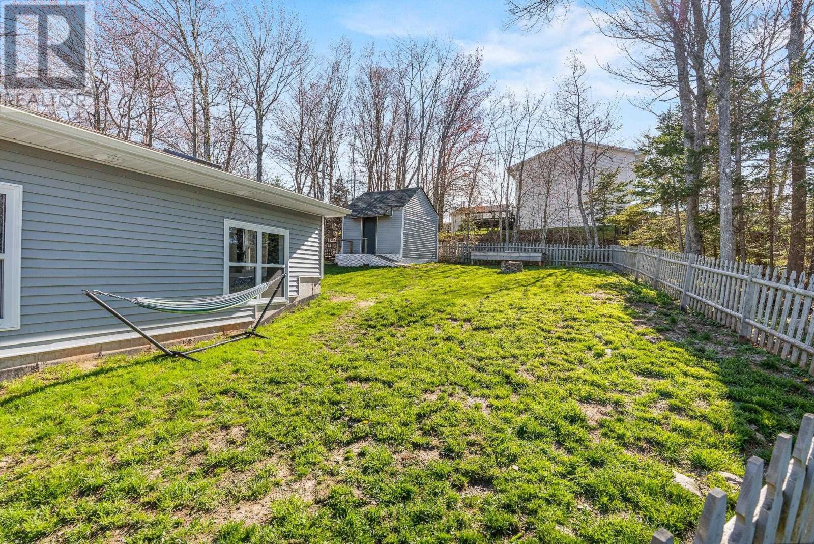 12 Wamphray Crescent, Dartmouth, Nova Scotia  B2W 4Y6 - Photo 8 - 202610922