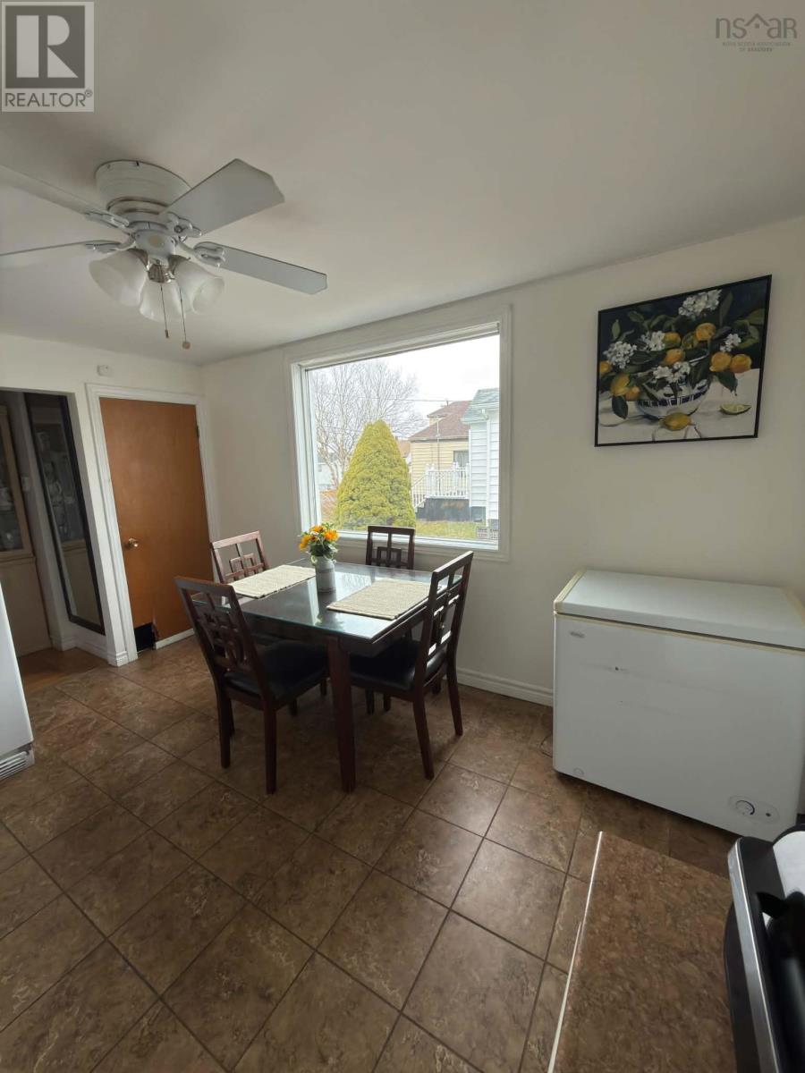 143 Lake Road, Glace Bay, Nova Scotia  B1A 2G8 - Photo 15 - 202610943