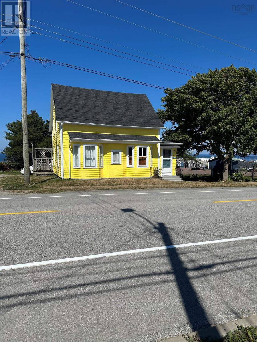 8137 Highway 1, Meteghan, Nova Scotia  B0W 2J0 - Photo 3 - 202611121