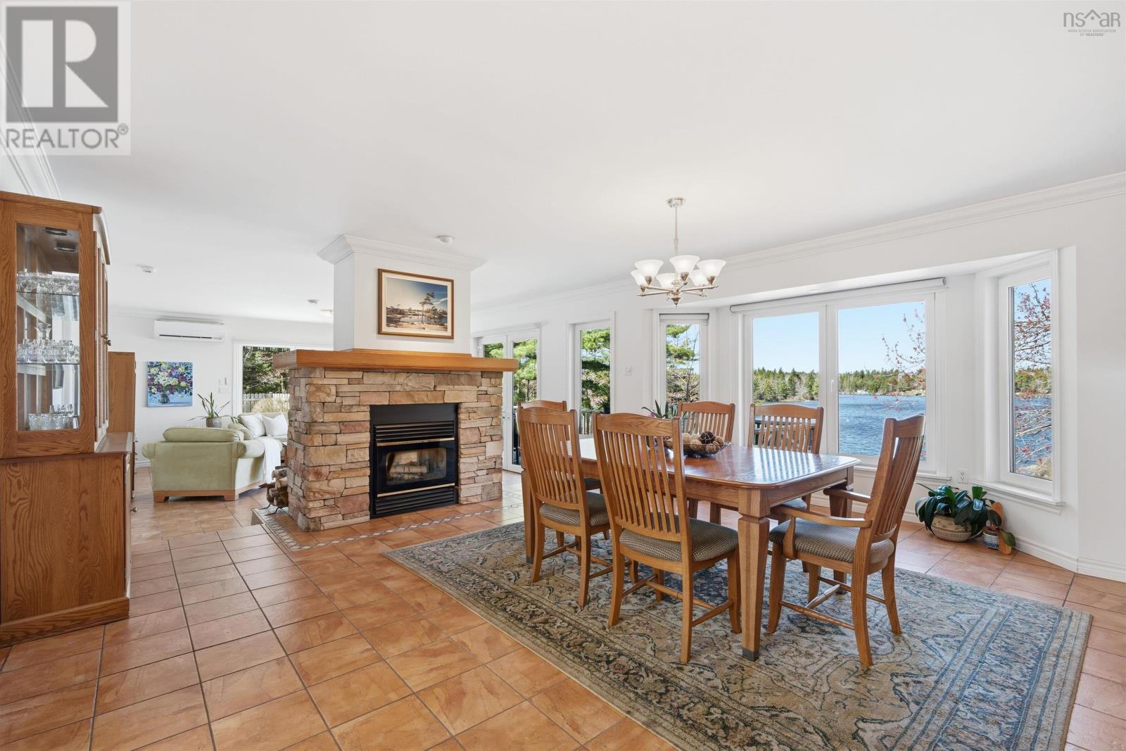 243 Lakeshore Drive, Hammonds Plains, Nova Scotia  B4B 1X1 - Photo 6 - 202611126