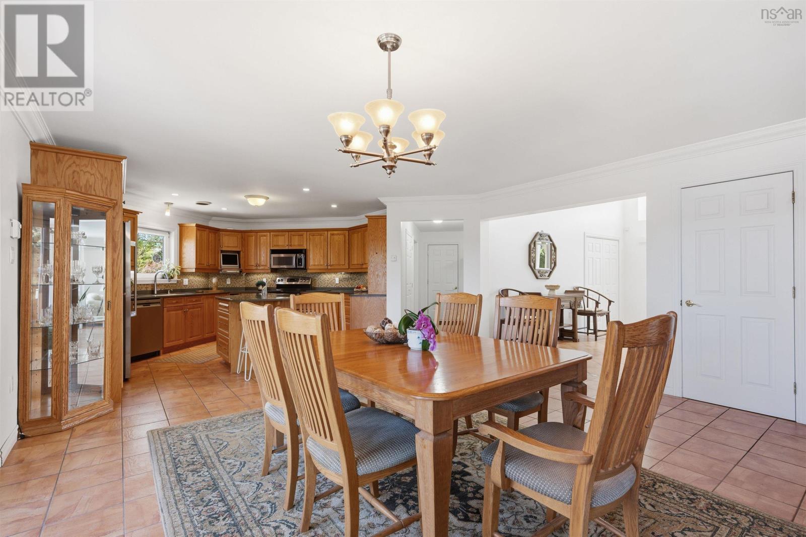 243 Lakeshore Drive, Hammonds Plains, Nova Scotia  B4B 1X1 - Photo 7 - 202611126