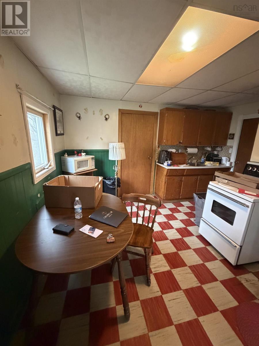 234 Douglas Avenue, Glace Bay, Nova Scotia  B1A 1C1 - Photo 5 - 202611143