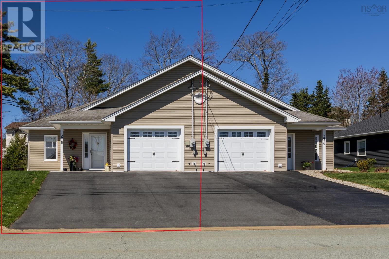 376 Glen Allan Drive, Bridgewater, Nova Scotia  B4V 0A9 - Photo 2 - 202611314