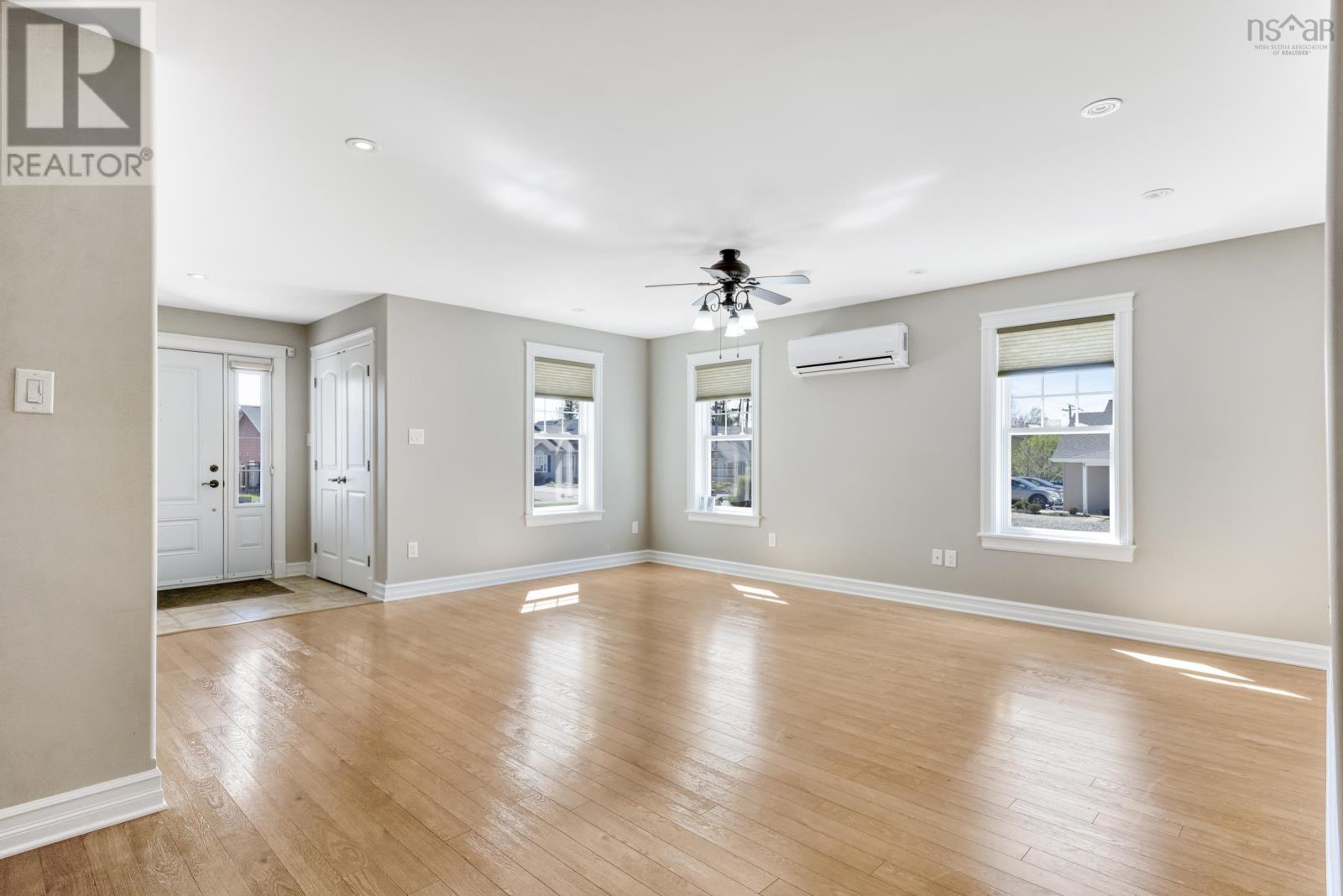 376 Glen Allan Drive, Bridgewater, Nova Scotia  B4V 0A9 - Photo 8 - 202611314